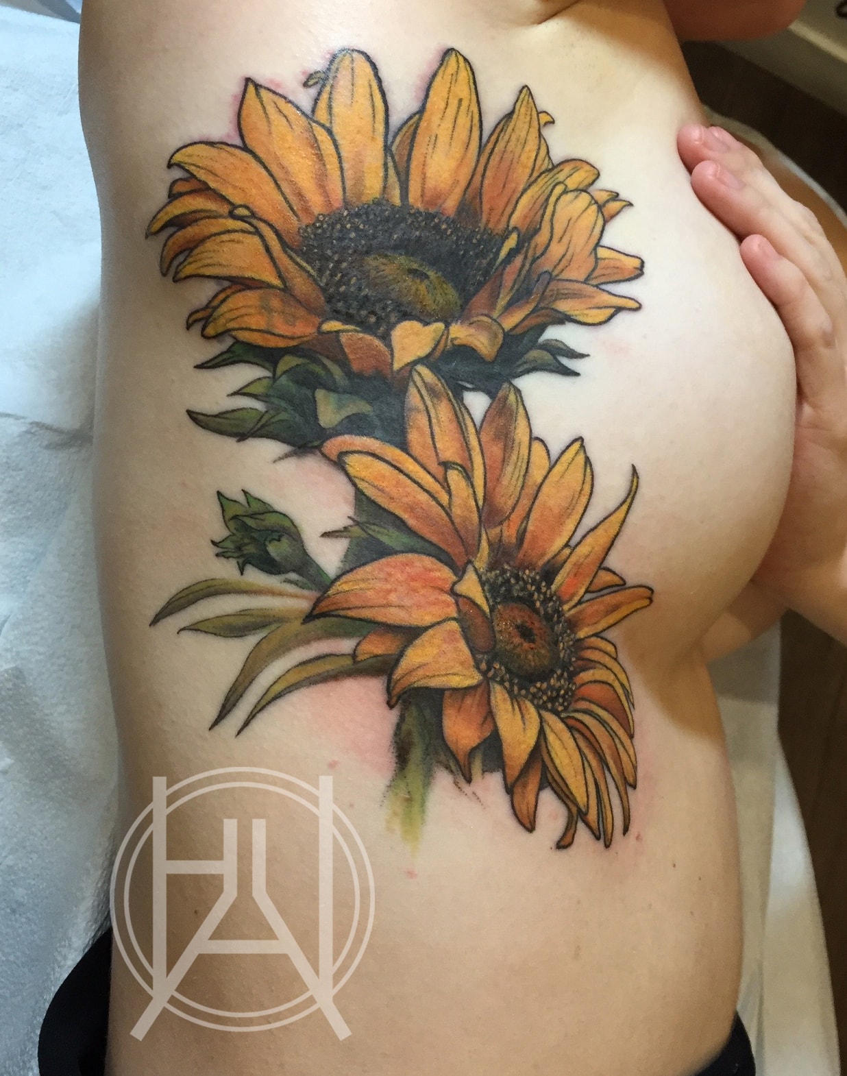 Two large sunflowers on ribs — color cover-up side piece